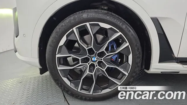 BMW X7 — Фото автомобиля 5