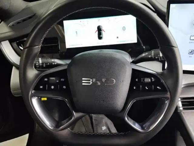 BYD Seal — Фото автомобиля 12