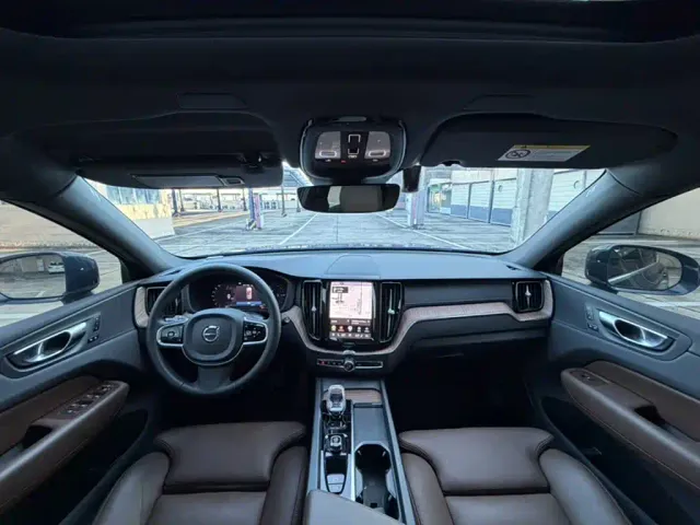 Volvo XC60 — Фото автомобиля 11
