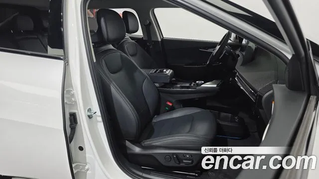 Kia EV6 — Фото автомобиля 22