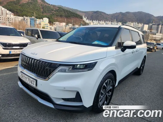 Kia Canival Carnival 4 поколение Бензин 9 мест Prestige — Фото автомобиля 2