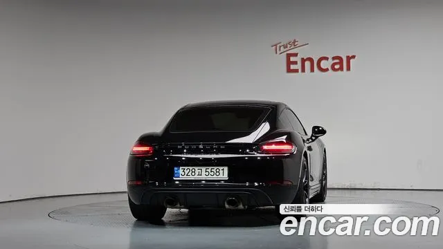 Porsche 718 — Фото автомобиля 4