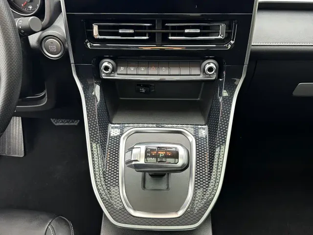 Haval M6 — Фото автомобиля 15