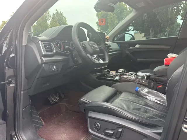 Audi Q5L — Фото автомобиля 4