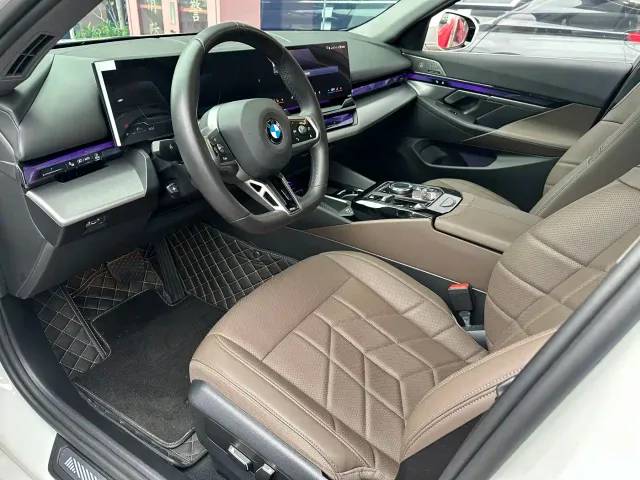 BMW 5 Series — Фото автомобиля 6