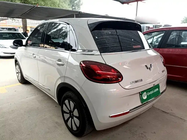Wuling Bingo — Фото автомобиля 4