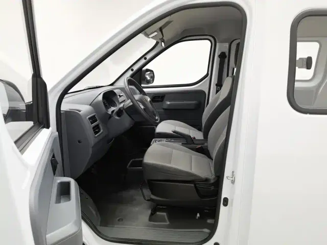 Wuling Yangguang — Фото автомобиля 10
