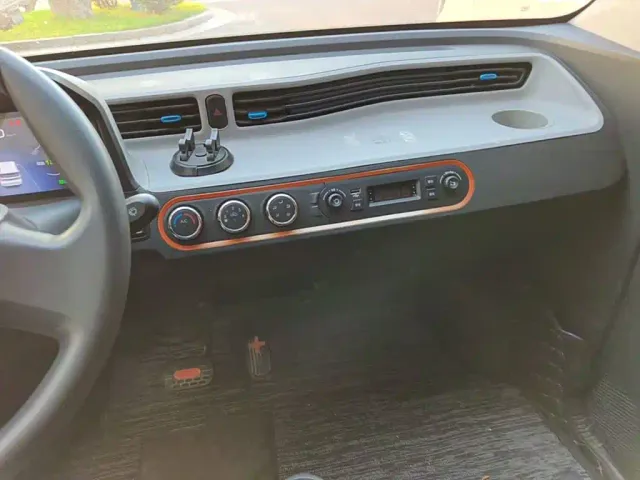 Wuling Hongguang Mini EV — Фото автомобиля 12
