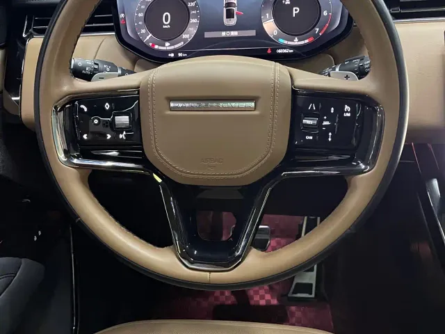 Land Rover Range Rover Sport — Фото автомобиля 5