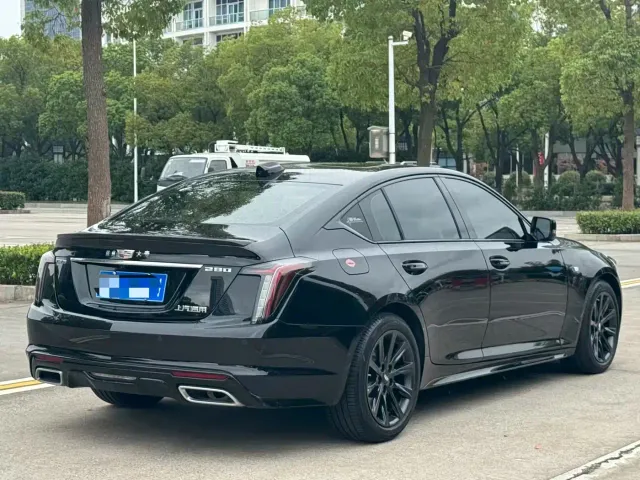 Cadillac CT5 — Фото автомобиля 9