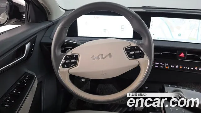 Kia EV6 — Фото автомобиля 13