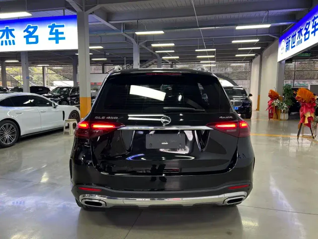 Mercedes-Benz GLE-Class — Фото автомобиля 12