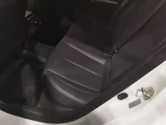Changan Eado — Фото автомобиля 11