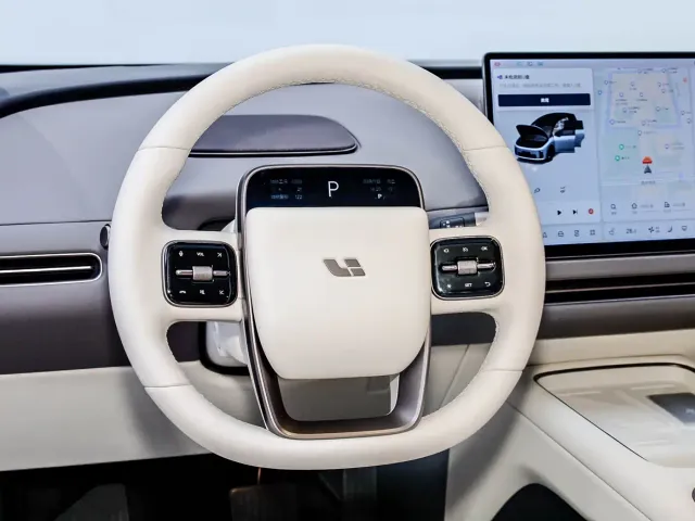 Li Auto Li i8 2025 Standard Edition — Фото автомобиля 15