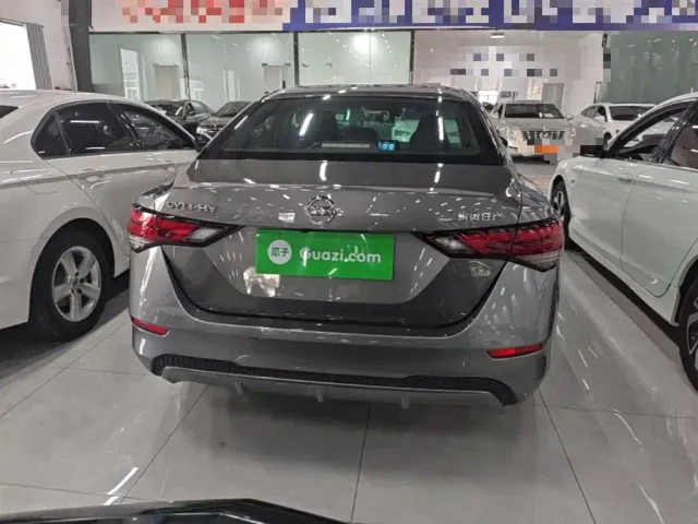 Nissan Sylphy — Фото автомобиля 5