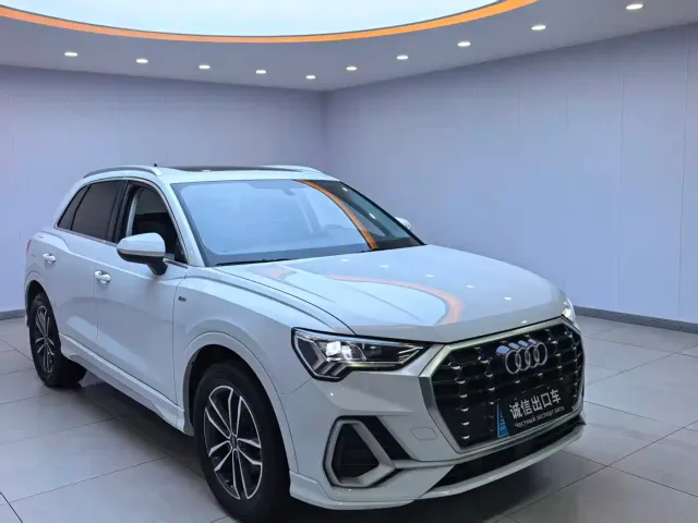 Audi Q3 — Фото автомобиля 3