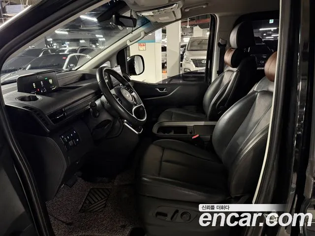 Hyundai Staria — Фото автомобиля 9