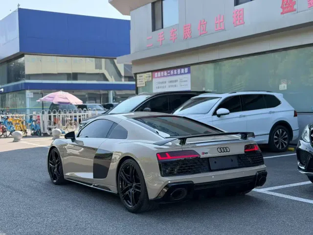 Audi R8 — Фото автомобиля 4