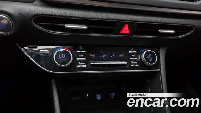 Hyundai Sonata — Фото автомобиля 25