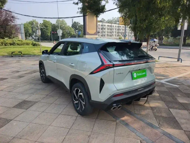 Geely Boyue — Фото автомобиля 4