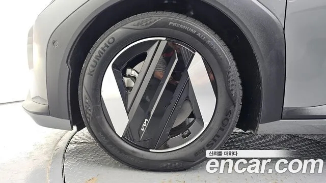 Kia EV4 — Фото автомобиля 5