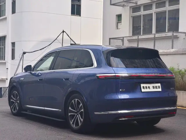 Aito M7 — Фото автомобиля 5
