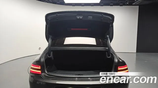 Genesis G80 RG3 — Фото автомобиля 20