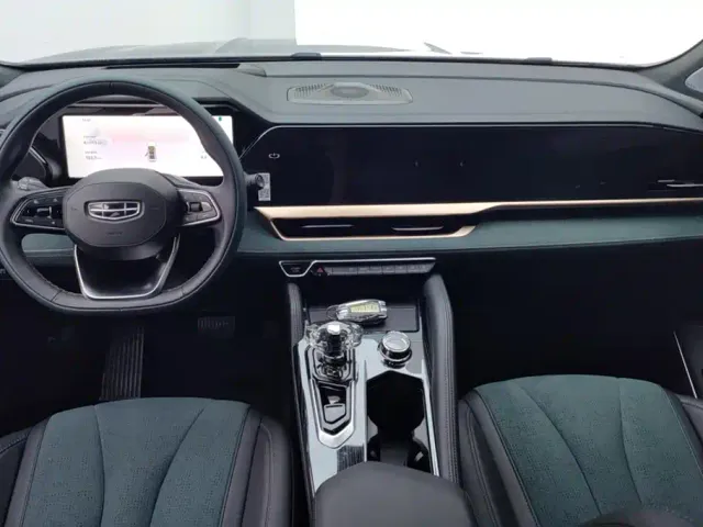 Geely Xingyue L — Фото автомобиля 12