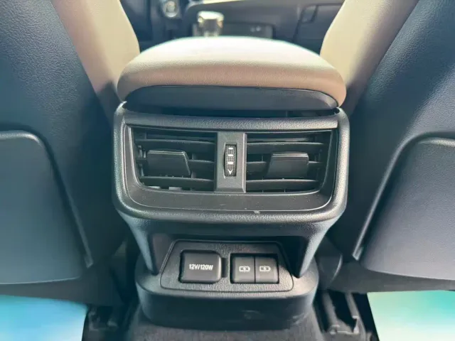 Lexus ES — Фото автомобиля 10