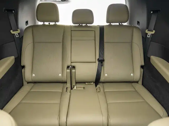 Li Auto MEGA — Фото автомобиля 28