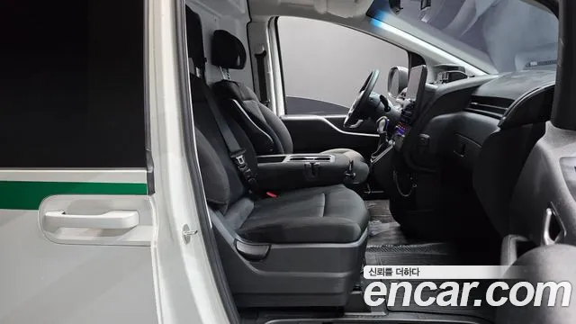 Hyundai Staria Staria Скорая помощь — Фото автомобиля 26