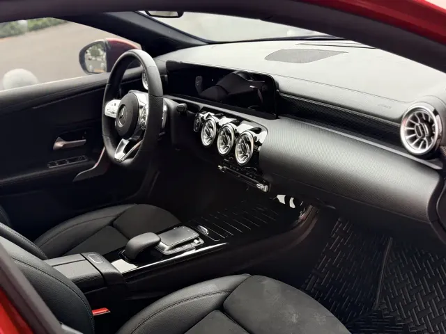 Mercedes-Benz A-Class — Фото автомобиля 13