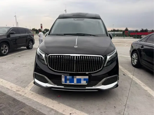 Mercedes-Benz V-Class — Фото автомобиля 2
