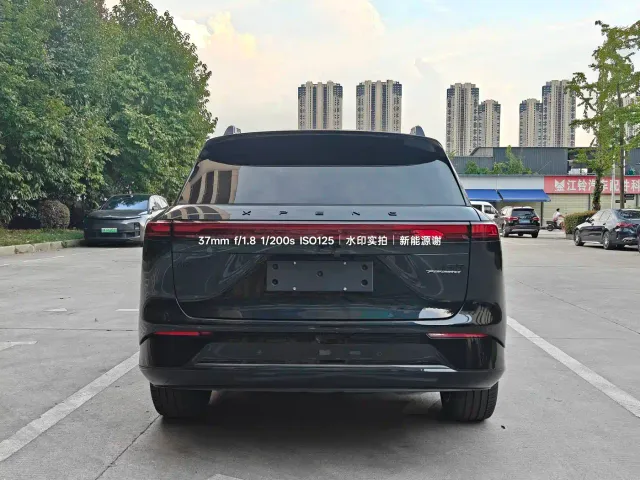 Xpeng G9 — Фото автомобиля 6