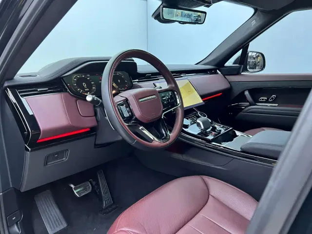 Land Rover Range Rover Sport — Фото автомобиля 7