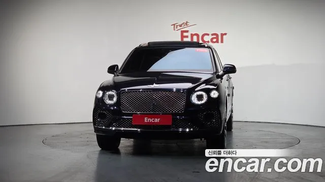 Bentley Bentayga Bentayga — Фото автомобиля 3