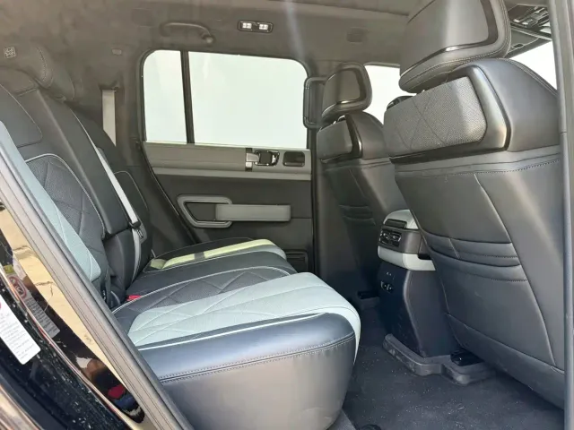 BYD FangChengBao Leopard 5 — Фото автомобиля 6