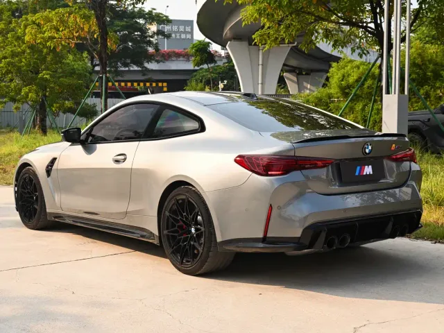 BMW M4 — Фото автомобиля 5