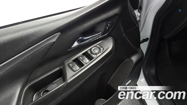 Chevrolet Bolt EV — Фото автомобиля 19