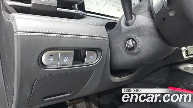 Genesis G90 Бензин 3.5 турбо AWD — Фото автомобиля 12
