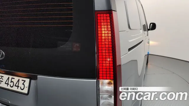 Hyundai Staria Staria Карго 3 места — Фото автомобиля 20
