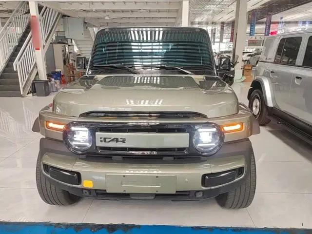 iCAR V23 — Фото автомобиля 2