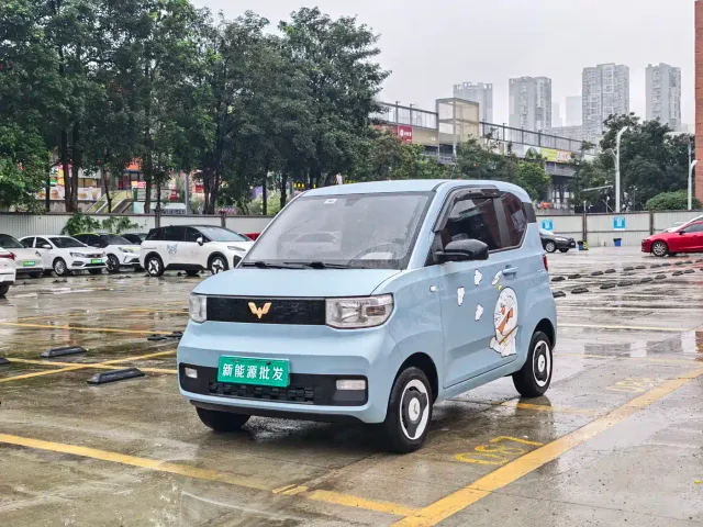 Фотография автомобиля — Wuling Hongguang Mini EV