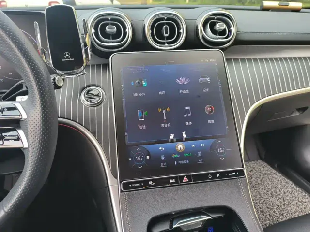 Mercedes-Benz C-Class — Фото автомобиля 14