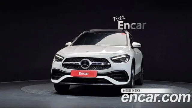 Mercedes-Benz GLA-Class H247 — Фото автомобиля 3