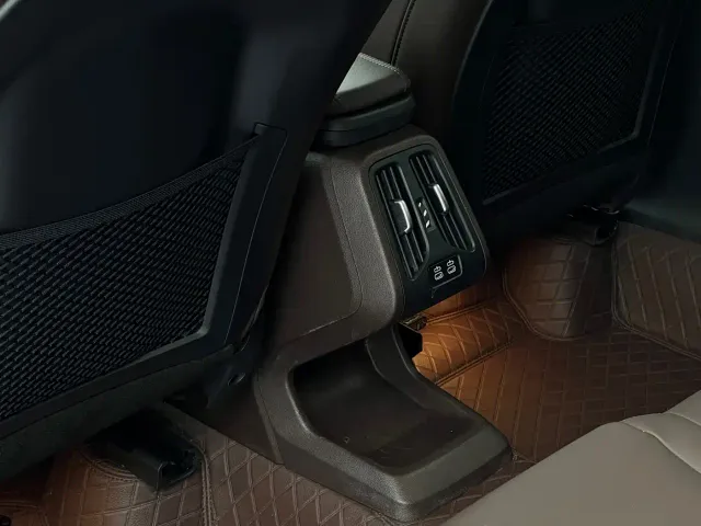 BMW X1 — Фото автомобиля 14