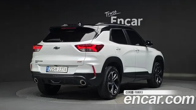 ChevroletGMDaewoo Trailblazer Trailblazer 1.3 турбо 4WD — Фото автомобиля 2