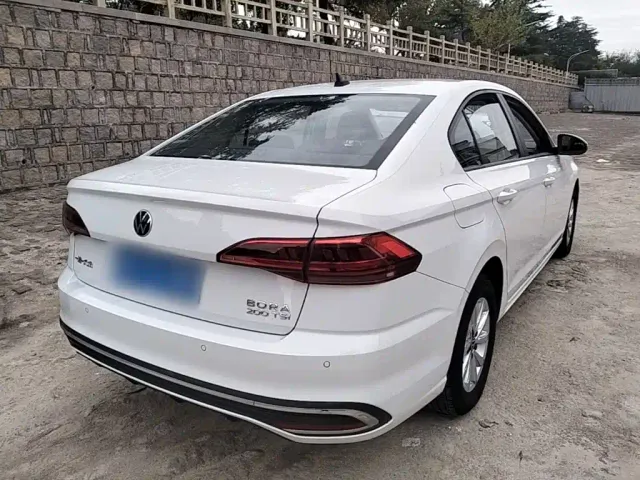 Volkswagen Bora — Фото автомобиля 6