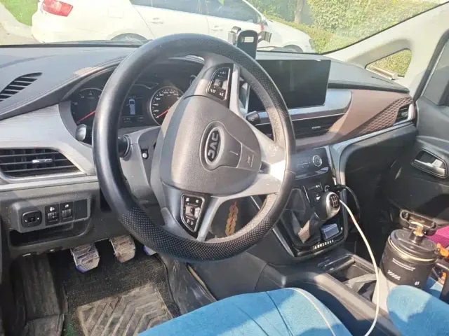 JAC Refine M3 — Фото автомобиля 13