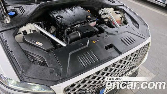 Genesis GV70 2.5T Бензин AWD — Фото автомобиля 6